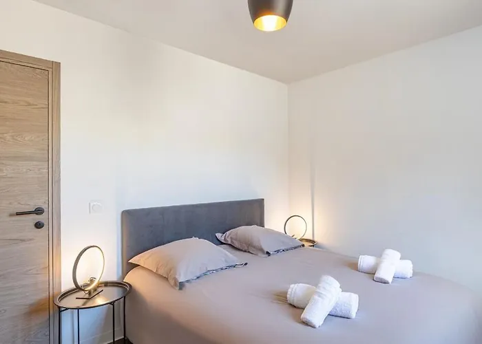 Le Dauphine 6 Lägenhet Allevard